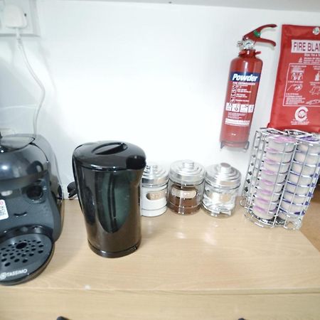 런던 Garden Tower Flat 아파트 외부 사진