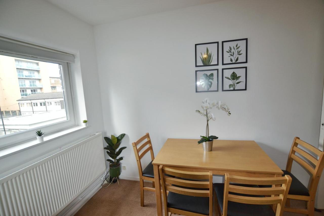런던 Garden Tower Flat 아파트 외부 사진
