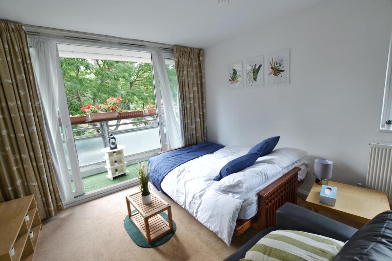 런던 Garden Tower Flat 아파트 외부 사진
